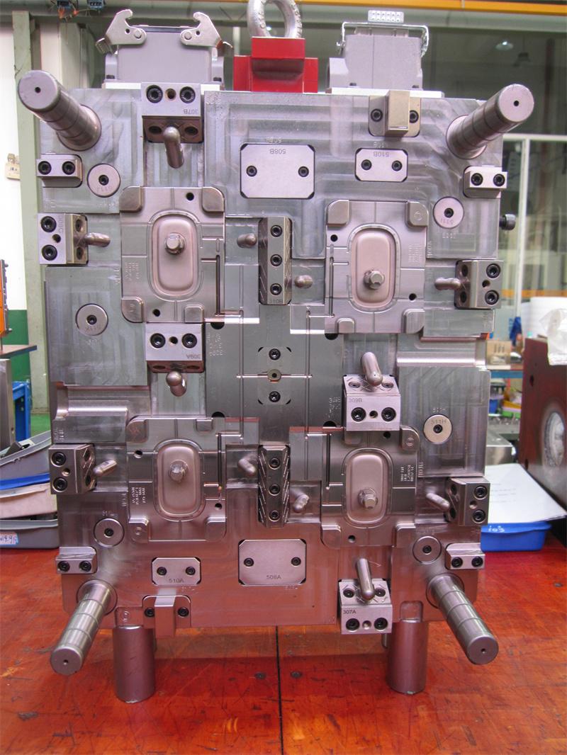 Automotive Parts Li-Re Moulding
