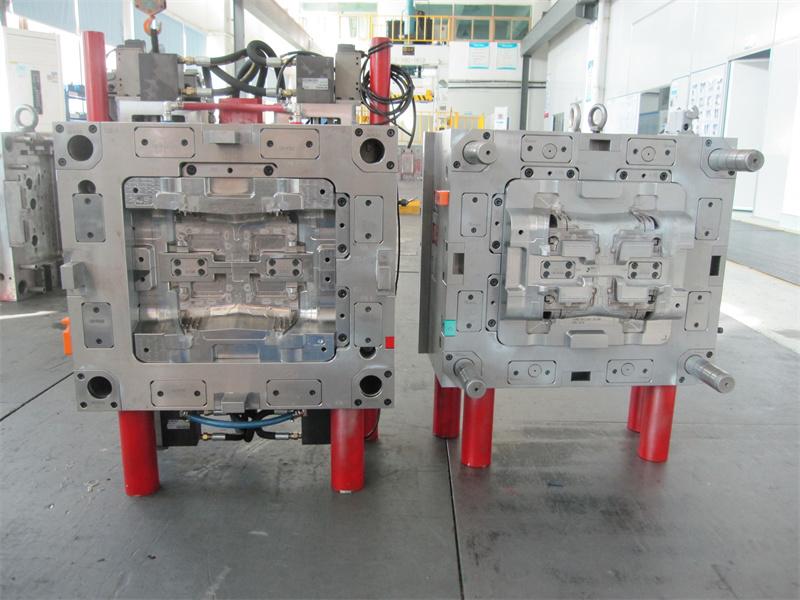 Automobile Seat Bottom Carrier Mould